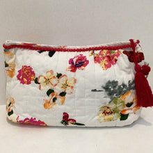 Load image into Gallery viewer, LINEN UNLIMITED Quilted Cosmetic Bag ENGLISH GARDEN
