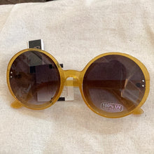 Load image into Gallery viewer, Adorne Sunglasses Variety
