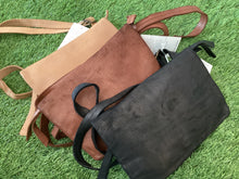 Load image into Gallery viewer, JUJU &amp; CO Linea Crossbody
